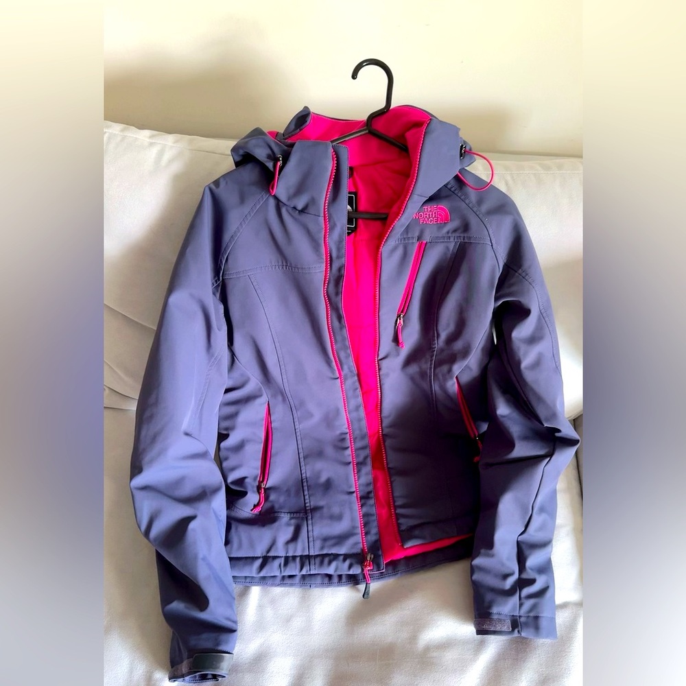 The North Face Women’s Insulated Jacket — Size XS